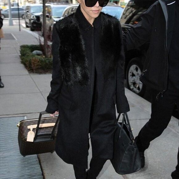 Vince Black Wool Rabbit Fur Paneled Coat XS Academia Classic Kardashian worned - Picture 12 of 13